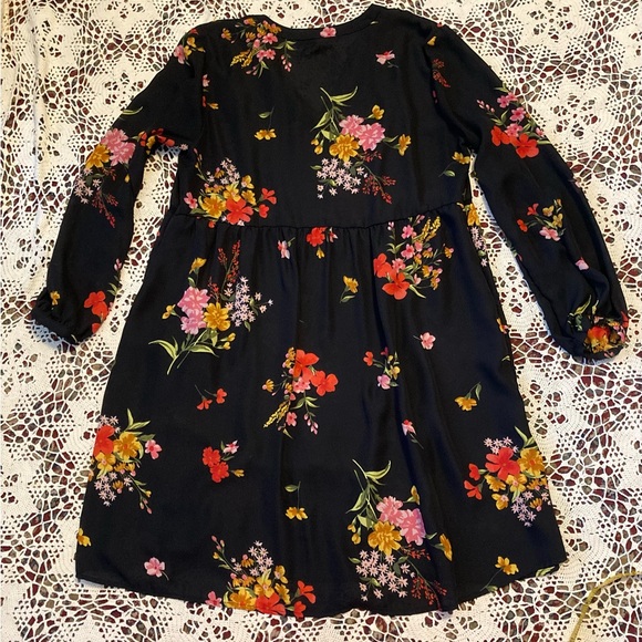 Old Navy Black Dress or Tunic with Red and Orange Floral Design - Picture 7 of 7